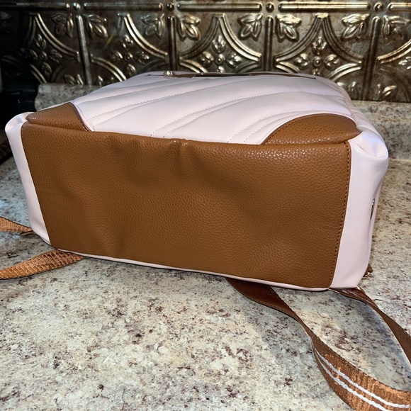 DKNY BIAS 15” Backpack Rosewater Color EUC - Picture 11 of 16